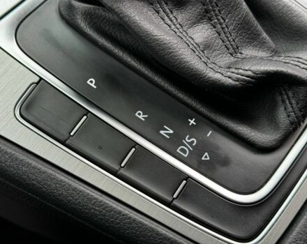 Белый Фольксваген Гольф, объемом двигателя 1.8 л и пробегом 210 тыс. км за 9999 $, фото 17 на Automoto.ua