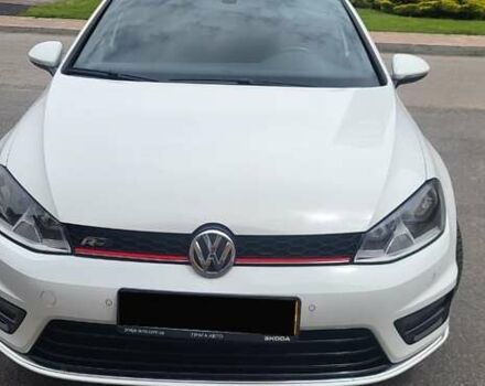 Белый Фольксваген Гольф, объемом двигателя 1.6 л и пробегом 198 тыс. км за 12000 $, фото 2 на Automoto.ua