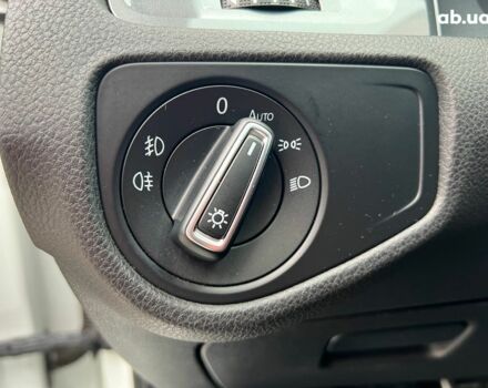 Белый Фольксваген Гольф, объемом двигателя 2 л и пробегом 287 тыс. км за 14590 $, фото 23 на Automoto.ua