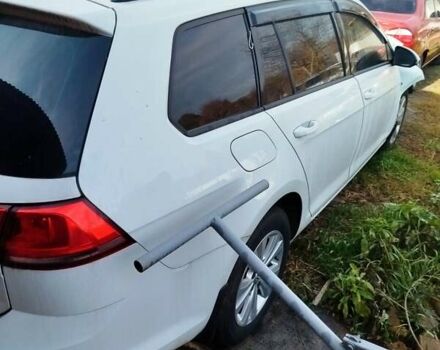 Білий Фольксваген Гольф, об'ємом двигуна 1.6 л та пробігом 280 тис. км за 5500 $, фото 3 на Automoto.ua