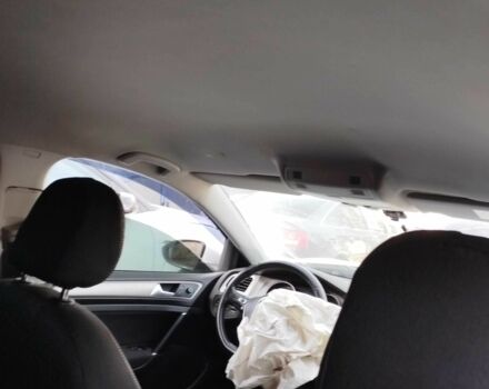 Белый Фольксваген Гольф, объемом двигателя 1.6 л и пробегом 280 тыс. км за 5500 $, фото 14 на Automoto.ua