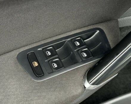 Белый Фольксваген Гольф, объемом двигателя 1.8 л и пробегом 210 тыс. км за 9999 $, фото 18 на Automoto.ua