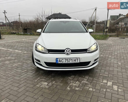 Белый Фольксваген Гольф, объемом двигателя 1.6 л и пробегом 280 тыс. км за 11500 $, фото 1 на Automoto.ua