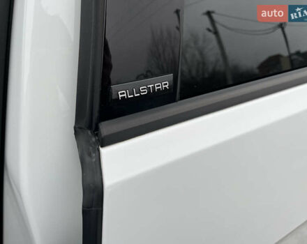 Белый Фольксваген Гольф, объемом двигателя 1.6 л и пробегом 280 тыс. км за 11500 $, фото 20 на Automoto.ua