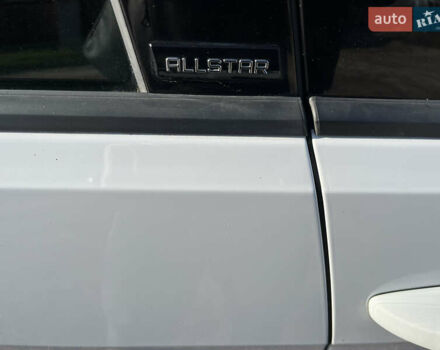 Белый Фольксваген Гольф, объемом двигателя 1.6 л и пробегом 238 тыс. км за 15000 $, фото 58 на Automoto.ua