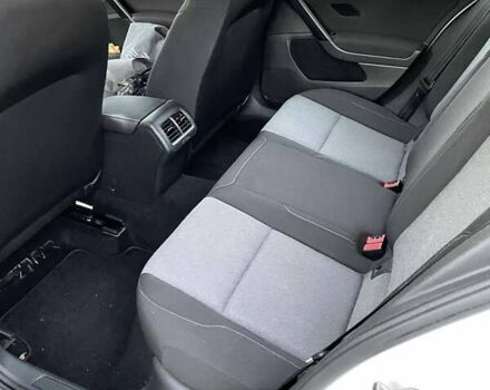 Белый Фольксваген Гольф, объемом двигателя 1.6 л и пробегом 245 тыс. км за 12500 $, фото 1 на Automoto.ua