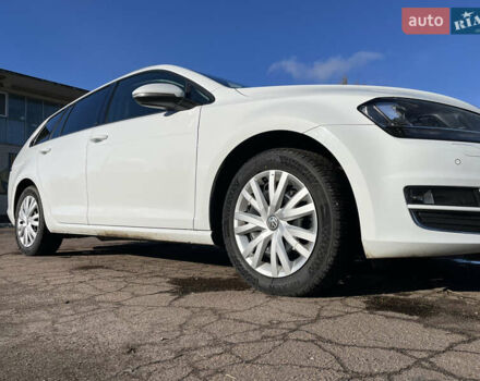 Белый Фольксваген Гольф, объемом двигателя 1.6 л и пробегом 238 тыс. км за 15000 $, фото 15 на Automoto.ua