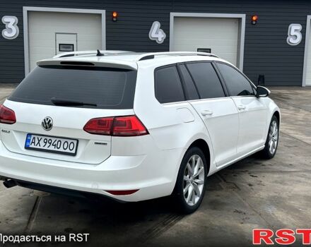 Белый Фольксваген Гольф, объемом двигателя 1.6 л и пробегом 290 тыс. км за 12000 $, фото 4 на Automoto.ua