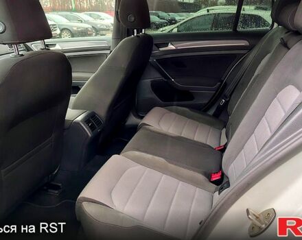 Білий Фольксваген Гольф, об'ємом двигуна 1.6 л та пробігом 199 тис. км за 12700 $, фото 7 на Automoto.ua