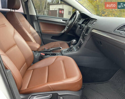 Белый Фольксваген Гольф, объемом двигателя 1.8 л и пробегом 139 тыс. км за 13900 $, фото 39 на Automoto.ua