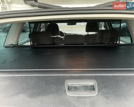 Белый Фольксваген Гольф, объемом двигателя 1.6 л и пробегом 280 тыс. км за 11500 $, фото 52 на Automoto.ua