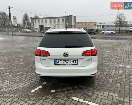 Белый Фольксваген Гольф, объемом двигателя 1.6 л и пробегом 280 тыс. км за 11500 $, фото 8 на Automoto.ua