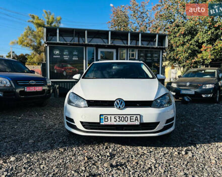 Белый Фольксваген Гольф, объемом двигателя 1.8 л и пробегом 82 тыс. км за 12800 $, фото 1 на Automoto.ua