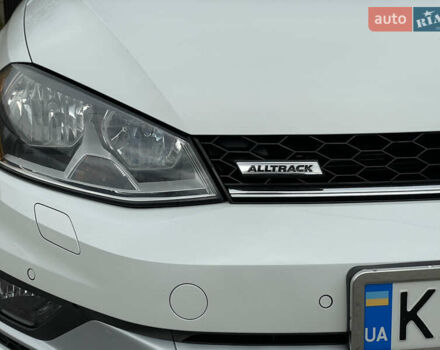 Белый Фольксваген Гольф, объемом двигателя 1.8 л и пробегом 139 тыс. км за 13900 $, фото 14 на Automoto.ua