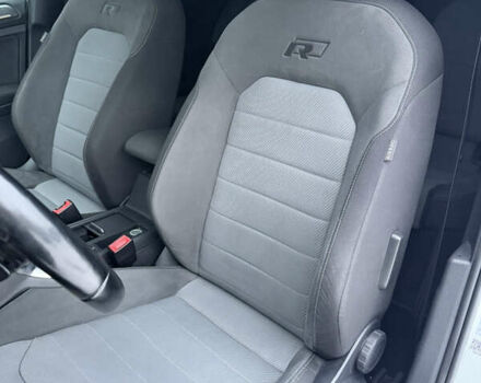 Белый Фольксваген Гольф, объемом двигателя 1.6 л и пробегом 199 тыс. км за 12900 $, фото 5 на Automoto.ua