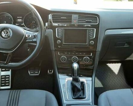 Белый Фольксваген Гольф, объемом двигателя 1.97 л и пробегом 291 тыс. км за 13100 $, фото 1 на Automoto.ua