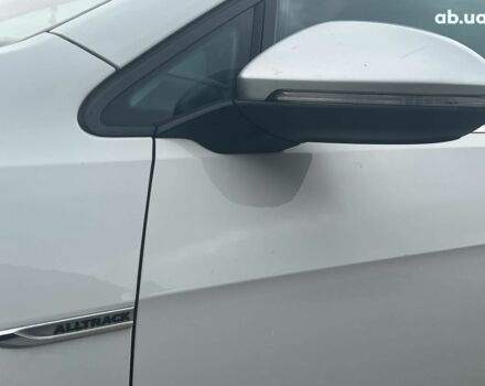 Белый Фольксваген Гольф, объемом двигателя 2 л и пробегом 287 тыс. км за 14590 $, фото 6 на Automoto.ua