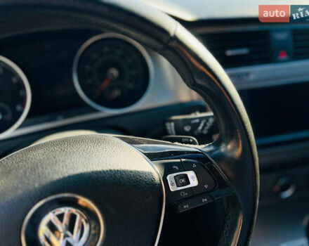 Белый Фольксваген Гольф, объемом двигателя 1.8 л и пробегом 82 тыс. км за 12800 $, фото 15 на Automoto.ua