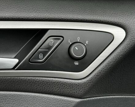 Белый Фольксваген Гольф, объемом двигателя 1.8 л и пробегом 210 тыс. км за 9999 $, фото 16 на Automoto.ua