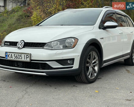 Белый Фольксваген Гольф, объемом двигателя 1.8 л и пробегом 139 тыс. км за 13900 $, фото 12 на Automoto.ua