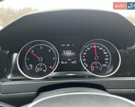 Белый Фольксваген Гольф, объемом двигателя 1.6 л и пробегом 280 тыс. км за 11500 $, фото 44 на Automoto.ua