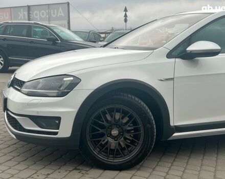 Белый Фольксваген Гольф, объемом двигателя 2 л и пробегом 287 тыс. км за 14590 $, фото 5 на Automoto.ua