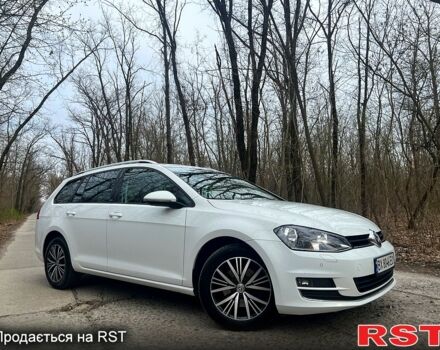 Белый Фольксваген Гольф, объемом двигателя 1.6 л и пробегом 275 тыс. км за 10500 $, фото 3 на Automoto.ua