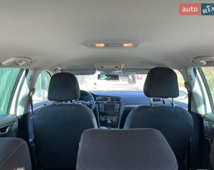 Белый Фольксваген Гольф, объемом двигателя 1.6 л и пробегом 238 тыс. км за 15000 $, фото 60 на Automoto.ua