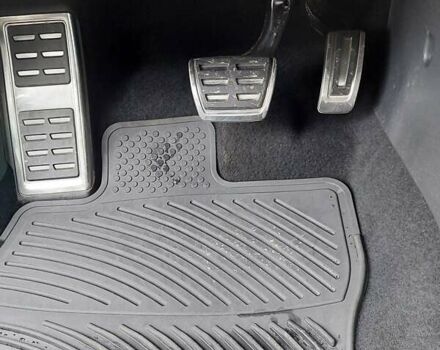 Белый Фольксваген Гольф, объемом двигателя 1.8 л и пробегом 130 тыс. км за 14800 $, фото 10 на Automoto.ua