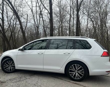 Белый Фольксваген Гольф, объемом двигателя 1.6 л и пробегом 275 тыс. км за 10500 $, фото 7 на Automoto.ua