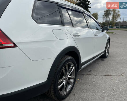 Белый Фольксваген Гольф, объемом двигателя 1.8 л и пробегом 139 тыс. км за 13900 $, фото 21 на Automoto.ua