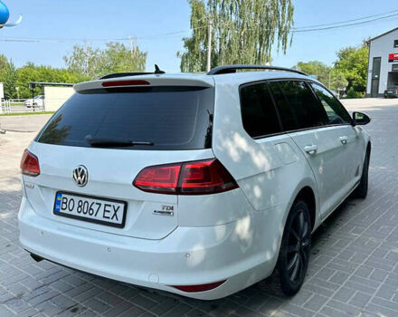 Белый Фольксваген Гольф, объемом двигателя 1.6 л и пробегом 202 тыс. км за 10800 $, фото 1 на Automoto.ua