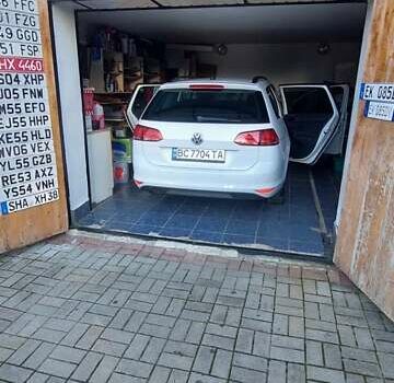 Белый Фольксваген Гольф, объемом двигателя 1.6 л и пробегом 225 тыс. км за 11800 $, фото 12 на Automoto.ua