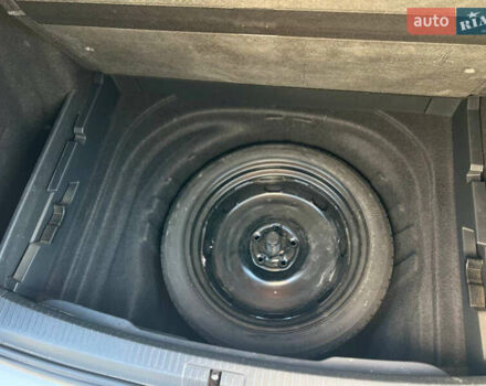 Белый Фольксваген Гольф, объемом двигателя 1.8 л и пробегом 82 тыс. км за 12800 $, фото 33 на Automoto.ua