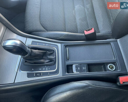 Белый Фольксваген Гольф, объемом двигателя 1.97 л и пробегом 317 тыс. км за 14200 $, фото 16 на Automoto.ua