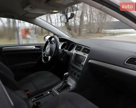 Белый Фольксваген Гольф, объемом двигателя 1.6 л и пробегом 202 тыс. км за 10800 $, фото 16 на Automoto.ua