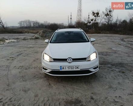 Белый Фольксваген Гольф, объемом двигателя 1.6 л и пробегом 191 тыс. км за 12700 $, фото 1 на Automoto.ua