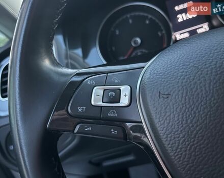 Білий Фольксваген Гольф, об'ємом двигуна 1.6 л та пробігом 250 тис. км за 12800 $, фото 25 на Automoto.ua
