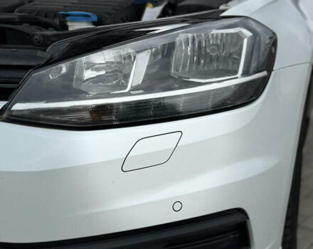 Белый Фольксваген Гольф, объемом двигателя 1.6 л и пробегом 206 тыс. км за 12999 $, фото 21 на Automoto.ua