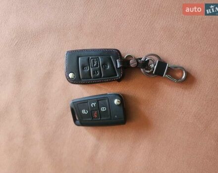 Белый Фольксваген Гольф, объемом двигателя 1.8 л и пробегом 41 тыс. км за 16250 $, фото 18 на Automoto.ua