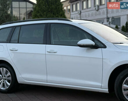 Белый Фольксваген Гольф, объемом двигателя 1.6 л и пробегом 240 тыс. км за 13200 $, фото 17 на Automoto.ua