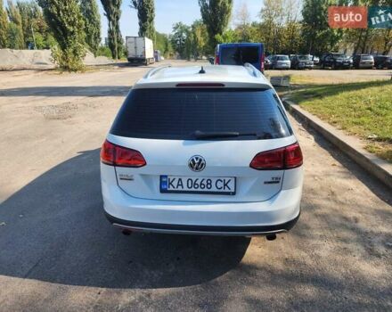 Белый Фольксваген Гольф, объемом двигателя 1.8 л и пробегом 41 тыс. км за 16250 $, фото 4 на Automoto.ua