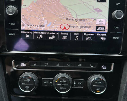 Білий Фольксваген Гольф, об'ємом двигуна 1.8 л та пробігом 119 тис. км за 14950 $, фото 8 на Automoto.ua