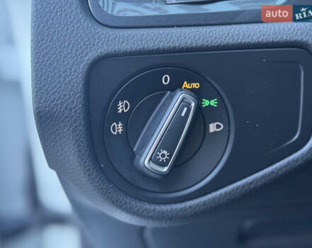 Белый Фольксваген Гольф, объемом двигателя 1.97 л и пробегом 352 тыс. км за 14999 $, фото 14 на Automoto.ua