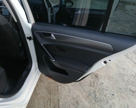 Белый Фольксваген Гольф, объемом двигателя 1.6 л и пробегом 189 тыс. км за 12900 $, фото 9 на Automoto.ua