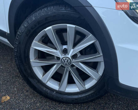 Белый Фольксваген Гольф, объемом двигателя 1.97 л и пробегом 352 тыс. км за 14999 $, фото 2 на Automoto.ua