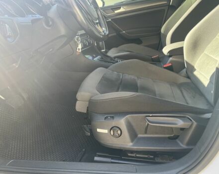 Белый Фольксваген Гольф, объемом двигателя 2 л и пробегом 117 тыс. км за 16400 $, фото 7 на Automoto.ua