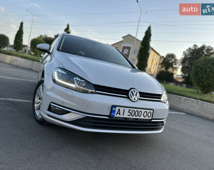 Белый Фольксваген Гольф, объемом двигателя 1.97 л и пробегом 182 тыс. км за 16150 $, фото 9 на Automoto.ua