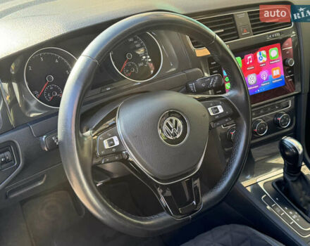 Белый Фольксваген Гольф, объемом двигателя 2 л и пробегом 206 тыс. км за 13800 $, фото 10 на Automoto.ua