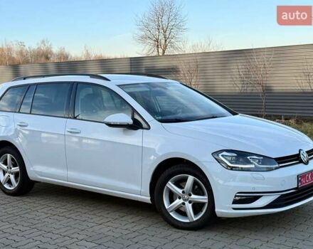 Белый Фольксваген Гольф, объемом двигателя 1.6 л и пробегом 182 тыс. км за 13950 $, фото 4 на Automoto.ua
